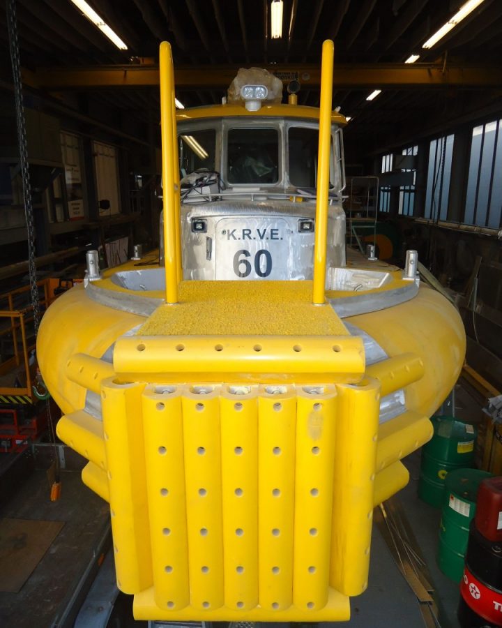 KRVE - 60 Fast Crew Tender