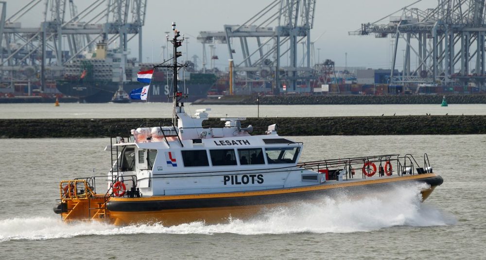 Pilot-vessel-Lesath